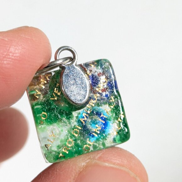 Small Murano glass square jewelry pendant, Murano glass Millefiori charm - Picture 7 of 8